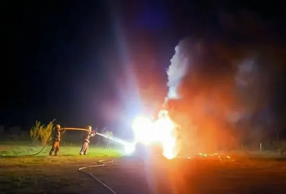 Pożar samochodu w Pławnie – interwencja OSP Czaplinek
