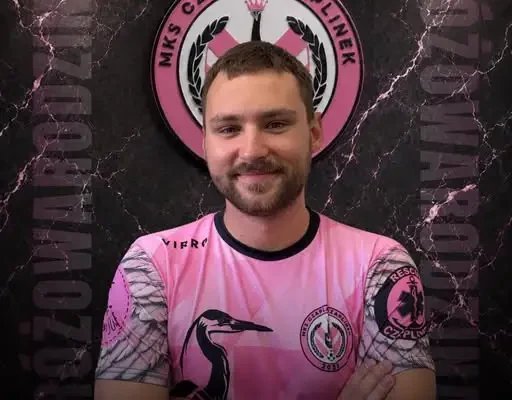 Dawid Storczyk nowym zawodnikiem Różowej Rodziny