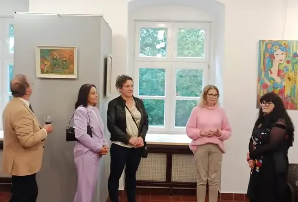 Wernisaż malarstwa Elżbiety Majewskiej w Kaliszu Pomorskim