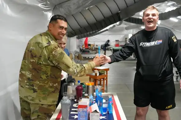 USO Drawsko Pomorskie: Boba Tea i konkurs na drzwi koszarowe dla żołnierzy