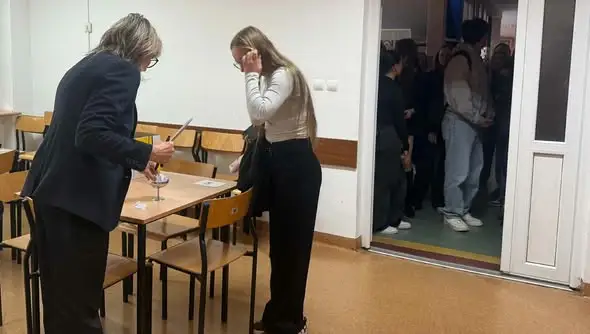 Uczniowie technikum hotelarskiego rywalizowali w eliminacjach olimpiady SGH