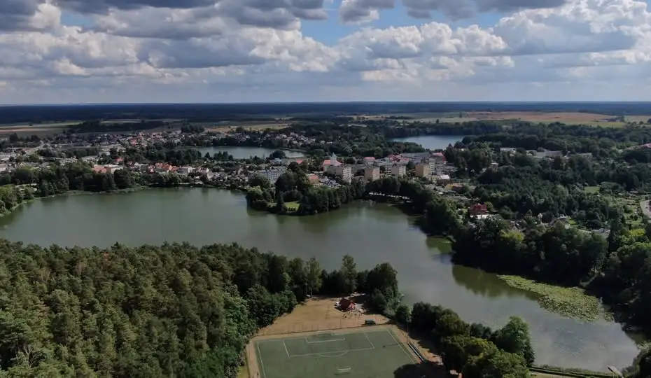 Jezioro Młyńskie: sinice i zapach wody – komunikat dla mieszkańców