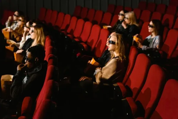 Kaliscy licealiści na seansie „Lalki” – kino zamiast nudy