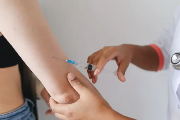 Bezpłatne szczepienia przeciw HPV dla osób w wieku 18–26 lat