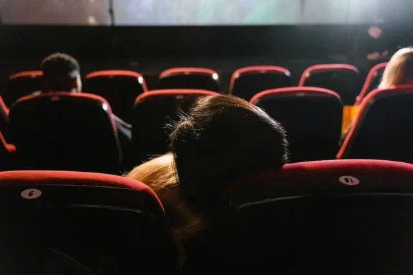 Kino w M-GOK zaprasza na październikowe seanse – repertuar dla każdego